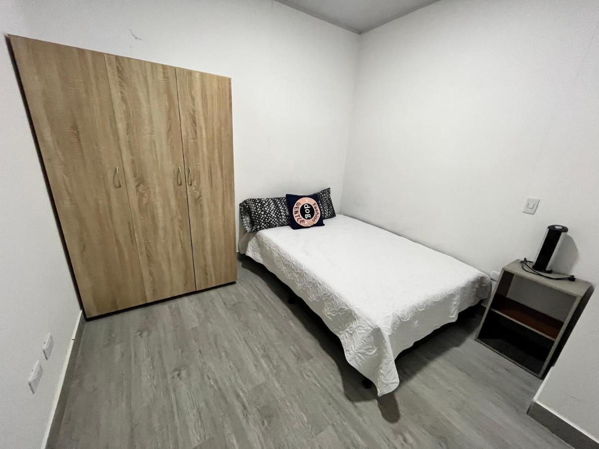 Moderno Y Comodo 201 Medellin
