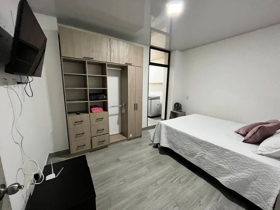Moderno Y Comodo 201 * Medellin